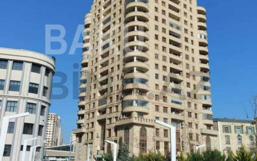 4 Room New Apartment for Sale in Baku