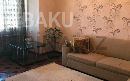 2 Rooms Old Apartment for Sale in Baku