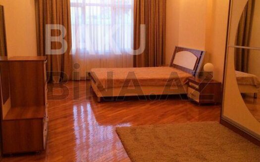 5 Room New Apartment for Sale in Baku