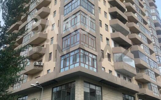 4 Room New Apartment for Sale in Baku