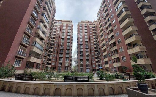 4 Room New Apartment for Sale in Baku