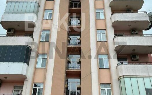 4 Room New Apartment for Sale in Baku