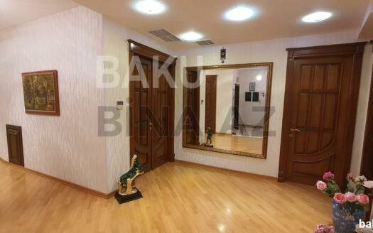 7 Room New Apartment for Sale in Baku