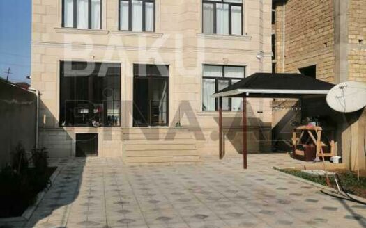 6 Room House / Villa for Sale in Khirdalan