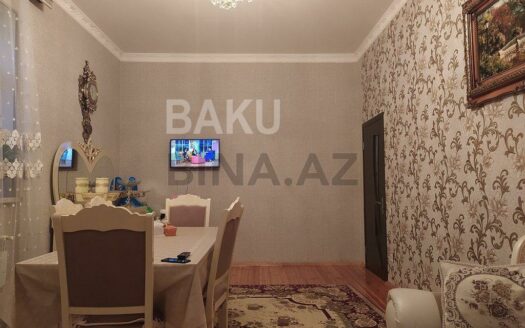 5 Room House / Villa for Sale in Baku