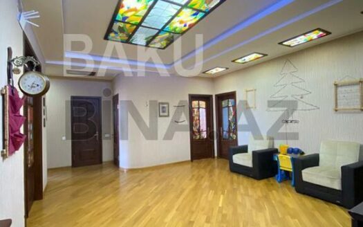 4 Room New Apartment for Sale in Baku