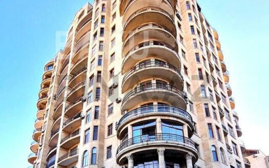 4 Room New Apartment for Sale in Baku