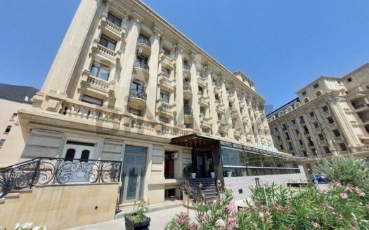 4 Room New Apartment for Sale in Baku