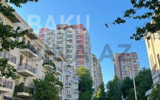 5 Room New Apartment for Sale in Baku