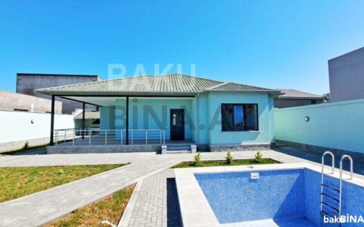 4 Room House / Villa for Sale in Baku