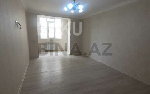 2 Rooms Old Apartment for Sale in Baku