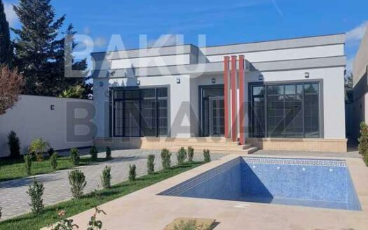 4 Room House / Villa for Sale in Baku