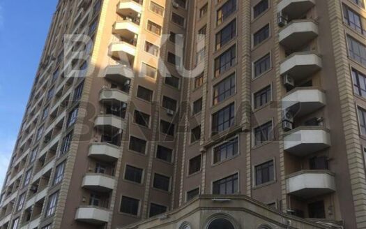 4 Room New Apartment for Sale in Baku