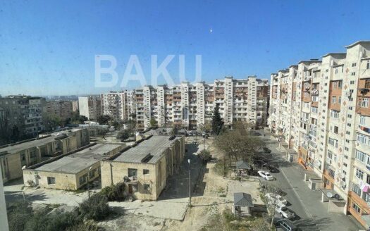 1 Room Old Apartment for Sale in Baku