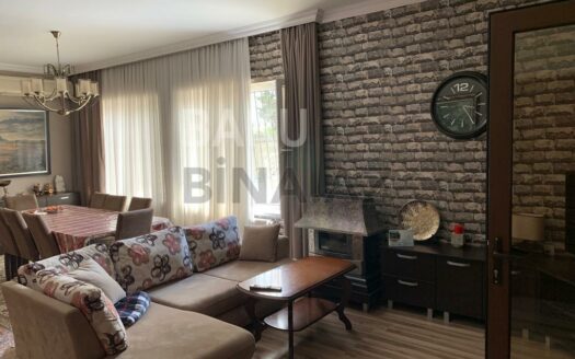 5 Room House / Villa for Sale in Baku