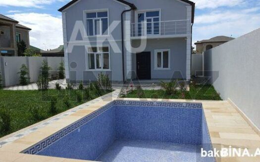 4 Room House / Villa for Sale in Baku