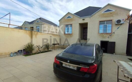 3 Room House / Villa for Sale in Baku