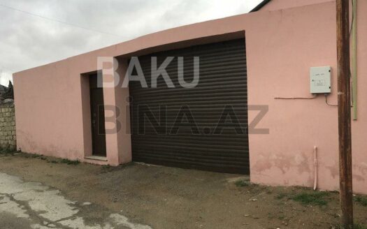 4 Room House / Villa for Sale in Baku