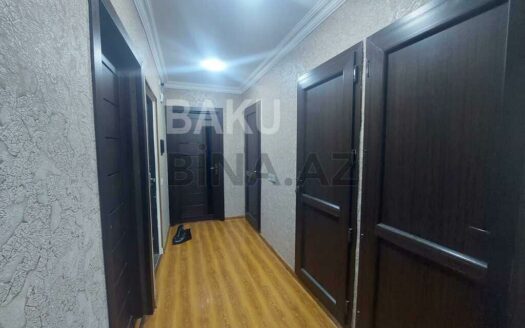 2 Rooms Old Apartment for Sale in Baku