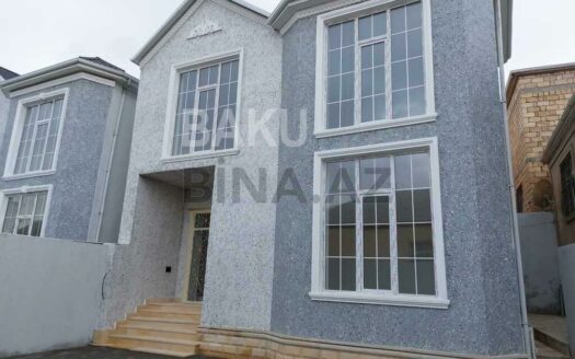 4 Room House / Villa for Sale in Khirdalan