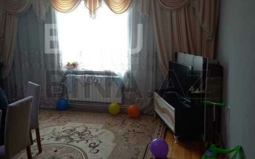 3 Room House / Villa for Sale in Baku