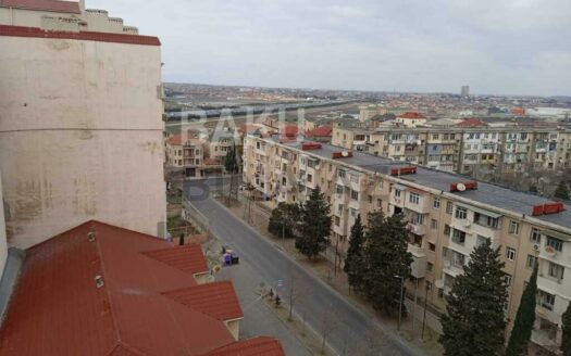 2 Rooms Old Apartment for Sale in Baku