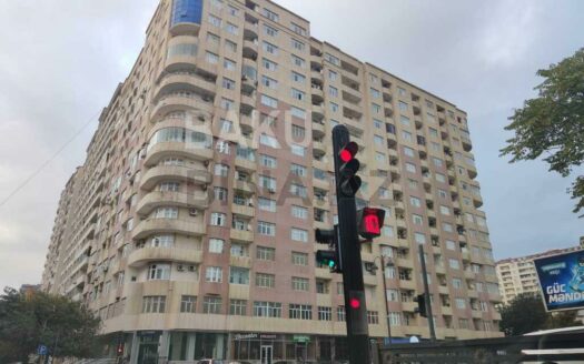 4 Room New Apartment for Sale in Baku