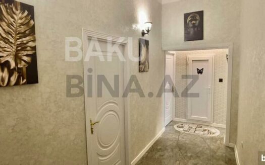 2 Rooms Old Apartment for Sale in Baku