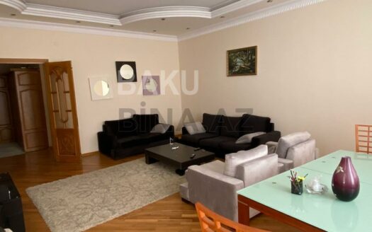 4 Room New Apartment for Sale in Baku