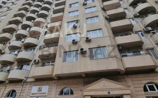 4 Room New Apartment for Sale in Baku