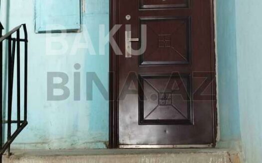 2 Rooms Old Apartment for Sale in Khirdalan