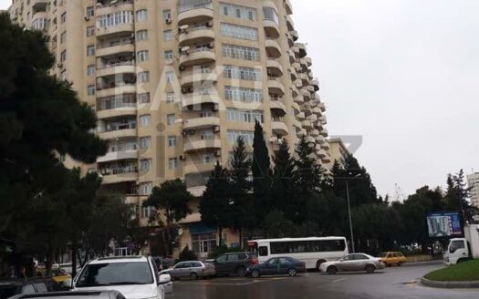 6 Room New Apartment for Sale in Baku