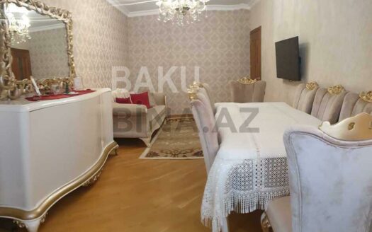 2 Rooms Old Apartment for Sale in Baku