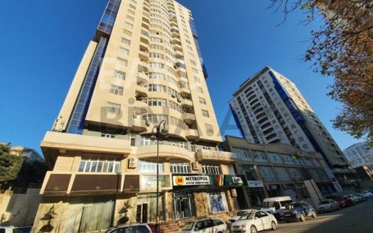 4 Room New Apartment for Sale in Baku