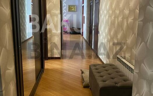 5 Room New Apartment for Sale in Baku