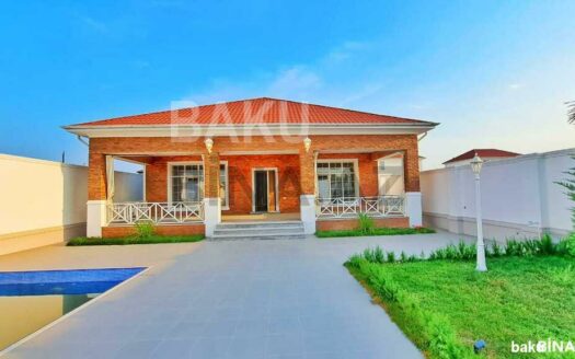 4 Room House / Villa for Sale in Baku