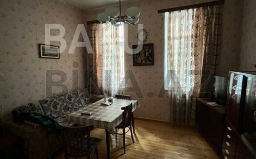 4 Room House / Villa for Sale in Baku