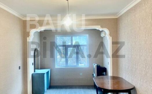 1 Room Old Apartment for Sale in Baku