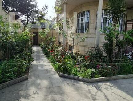 5 Room House / Villa for Sale in Baku