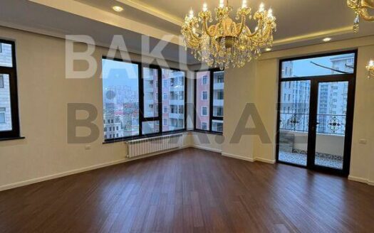 4 Room New Apartment for Sale in Baku