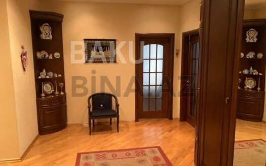 4 Room New Apartment for Sale in Baku