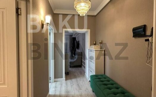 2 Rooms Old Apartment for Sale in Baku