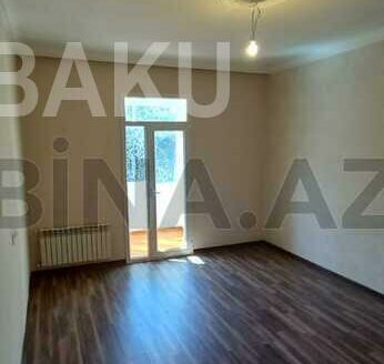 2 Rooms Old Apartment for Sale in Baku