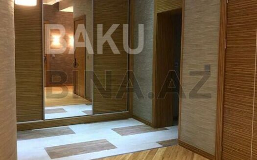 4 Room New Apartment for Sale in Baku