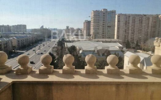 4 Room New Apartment for Sale in Baku