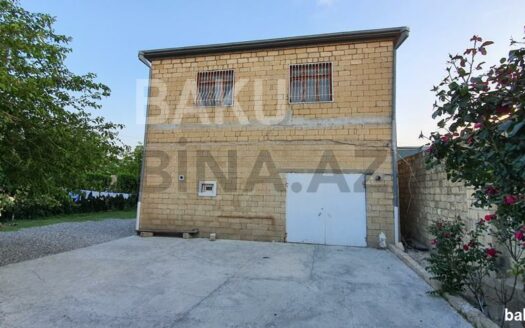 8 Room House / Villa for Sale in Baku