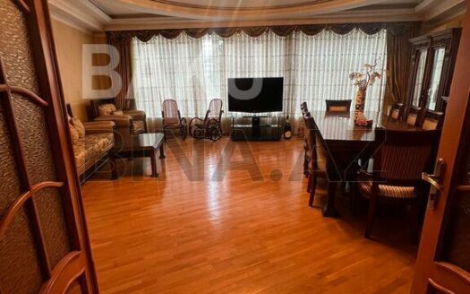 4 Room New Apartment for Sale in Baku