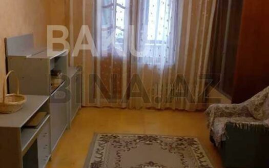 1 Room Old Apartment for Sale in Baku