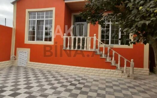 3 Room House / Villa for Sale in Baku