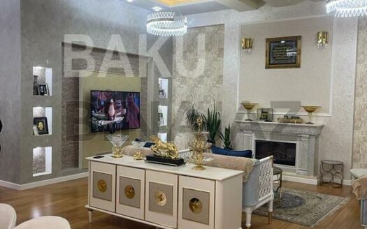 7 Room House / Villa for Sale in Baku